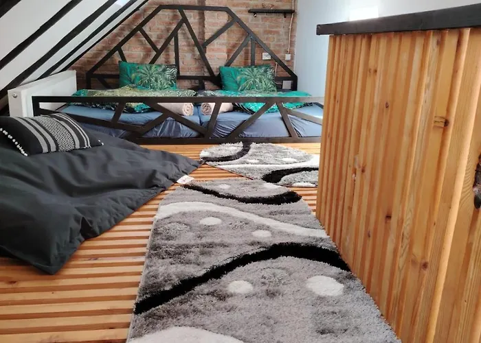 Casa Anne Boutique 3* Брашов